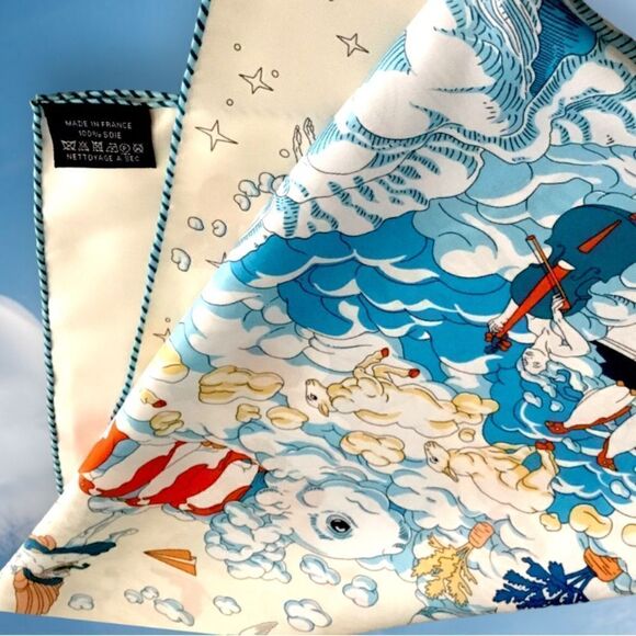 VINTAGE 100% SILK SCARF WITH STUNNING SCENES - Picture 3 of 6